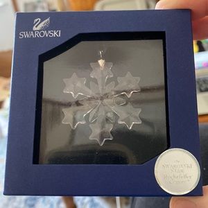 Small Swarovski snowflake